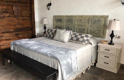 Copandaro House | Hermosa cabal familiar en el lago