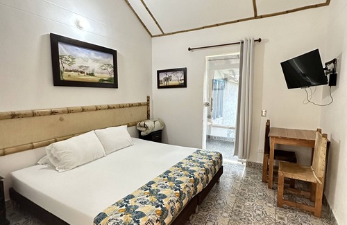 Medellin Hotel | Hermosa Habitacion Chalet Superior En Santa Elena