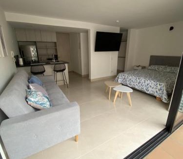 Menga Apartment | Hermoso aparta estudio en Cali.