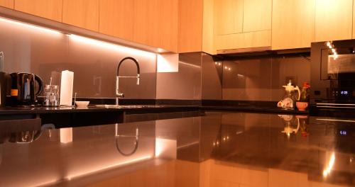 Puerto Varas Apartment | Hermoso Depto Nuevo 3D 2B y Litera Vista al Lago con Piscina Temperada , Jacuzzi