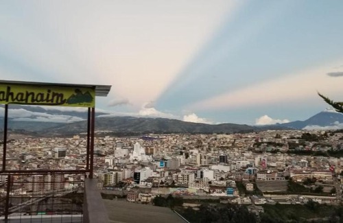 Ambato Apartment | HERMOSO Y COMODO Departamento vacacional, vista única! TOTALMENTE AMOBLADO E INDEPENDIENTE