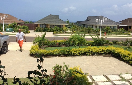 Priory House | Heroes Villa - at Richmond - Private Beach Access