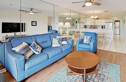 Heron Harbour Isle Condo | Heron Harbor Haven | Canal Views, Balcony | Pools, Walk to Beach!
