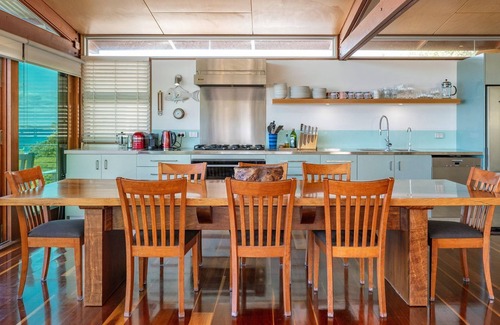 Blueys Beach House | Heron House - beachfront @ Blueys Beach