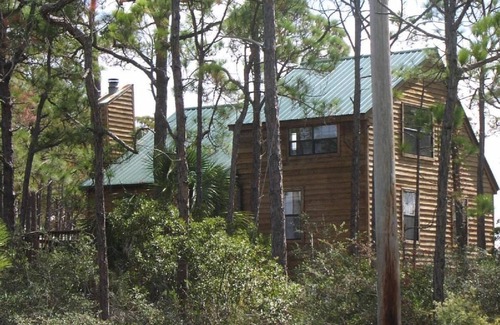 East End House | Heron Now Panoramic Bayfront Only 1.5 Blocks From Nationally Ranked Gulf Beach