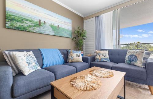 Urangan Apartment | Hervey Bay 2BR 2BA Apartment in Resort on the Esplanade with 2 Pools, Spa, Gym, and Parking