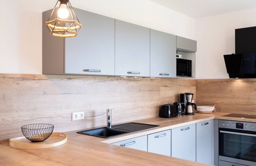 Neustadt in Holstein Apartment | Herzlich Willkommen in der Hochwertig Ausgestatteten 2-raum-ferienwohnung Steif