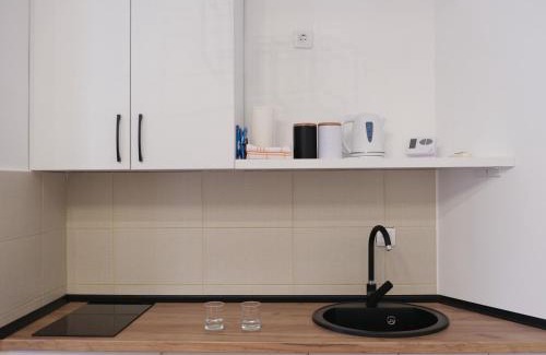 Petrovaradin Apartment | Hexagon Apartment