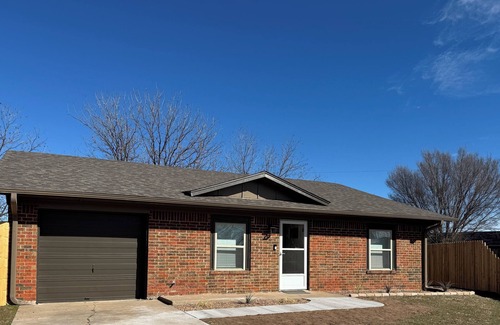 Cache House | Hey, Porter: New, Remodeled, Modern, Clean 3BR NR Lawton Ft Sill/Wichita Mts