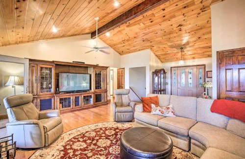 Hiawassee House | Hiawassee Home with Fire Pit and Furnished Deck!
