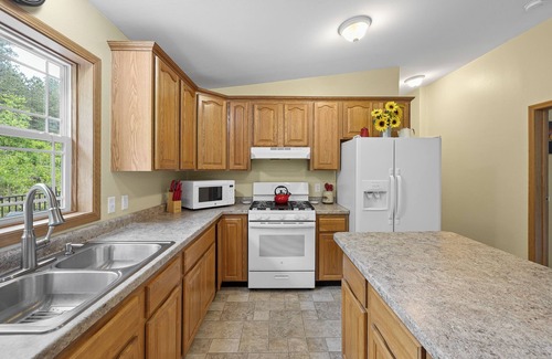 Rapid City House | Hidden Gem! Be Still Lodge