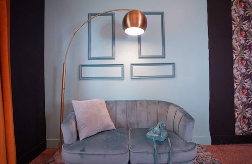 Lindridge-Martin Manor Condo | Hidden Unique Gem in the Heart of Atlanta close to Atlantic Station