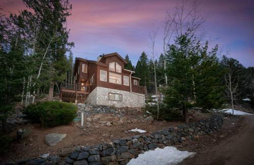 Evergreen House | Hide-A-Way. Private Hot Tub Pets Welcome.