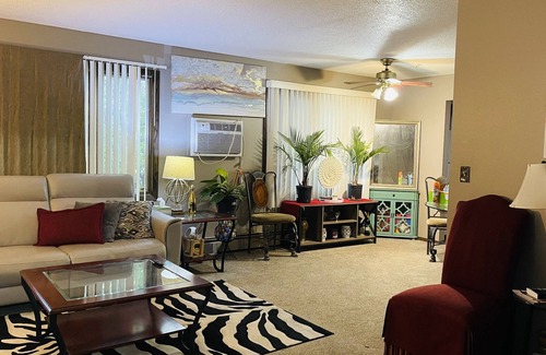 Sioux Falls Apartment | Hide Away Haven/1 Bdrm- Apt-Close to Downtown