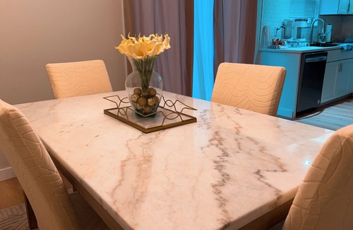 Lincoln House | Hideaway Haven-Charming 3-bed townhome with WiFi and AC in wonderful Lincoln.