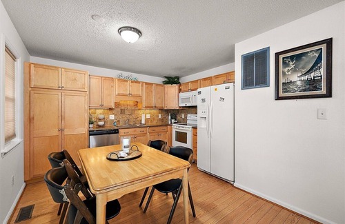 Caine Woods Condo | Hiden Gem in North Ocean City