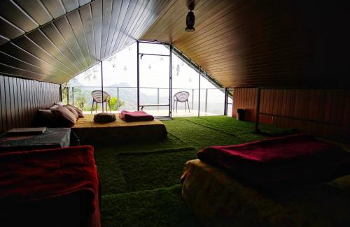 Todupulai House | Hideout Hills