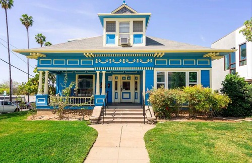 Pasadena Apartment | High Ceiling, Cozy 1BR in the Central of Pasadena, Walk to Markets and Resturant