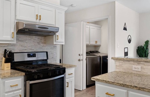 South Creek House | High End Design Home with Pool & Hot Tub Gameroom