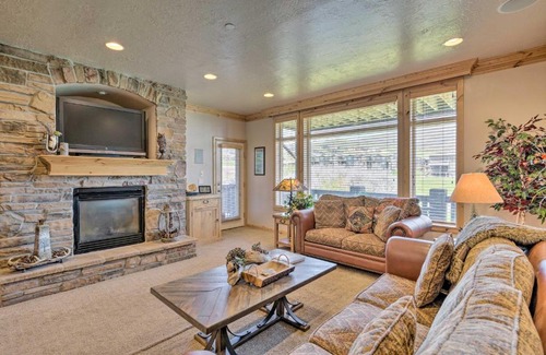 Ogden Apartment | High-End Huntsville Condo with Private Hot Tub!