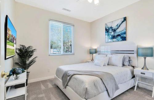 Terra Lago House | High End Indio 5BR with Saltwater Pool