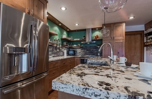 Ruidoso Cabin | High Loop | Fireplace, Hot Tub, Grill, Pool Table