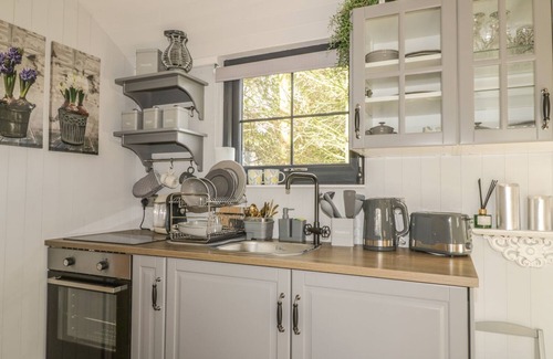 Wing Cottage | HIGH RIGG SHEPHERD'S DELIGHT, pet friendly in Brampton, Cumbria