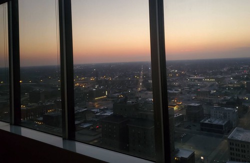 Downtown Toledo House | High-Rise Loft with Amazing City View