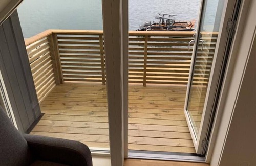 Bomlo House | High Standard sea Cottages With Panoramic Views