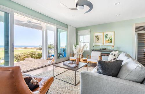 Ocean Point House | High Tide By AvantStay Incredible Beach Front Home w Pool