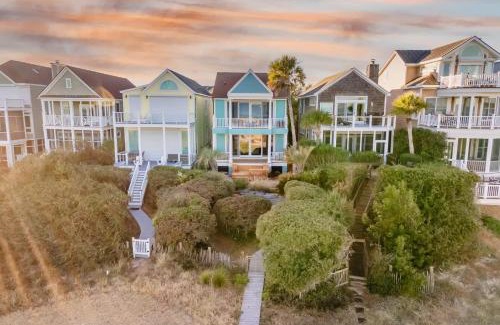 Ocean Point House | High Tide By AvantStay Incredible Beach Front Home w Pool