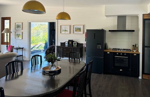 Barrengarry Villa | Highcliff Luxury Villa