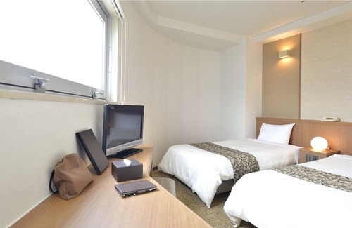 Shodoshima House | Higher floor 8th floor and above Corner twin roo / Shozu-gun Kagawa