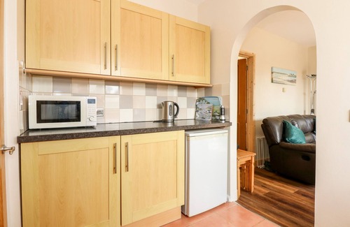 Roughton Cottage | HIGHFIELD, with a garden in Roughton