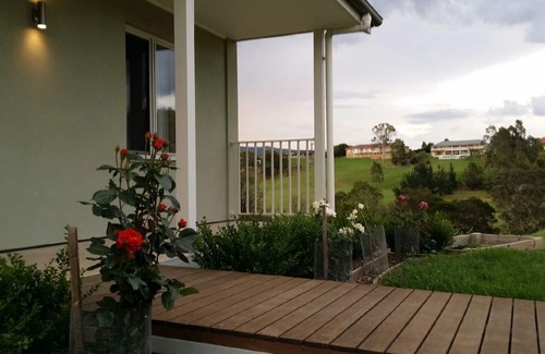 Kurrajong House | Highfields Country group Cottage 2 Bedroom