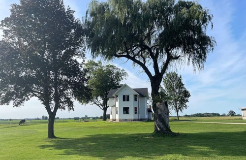 Van Dyne House | Highland Farmhouse- Located on Hobby Farm