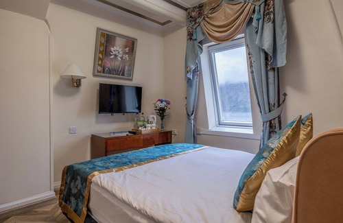 Fort William Hotel | Highland Hideaway with Stunning Views & Steps from Adventure Trails