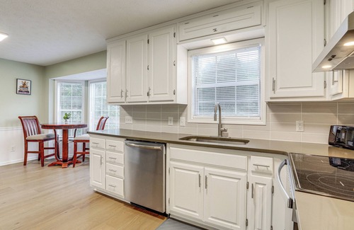 Sugar Hill House | Hike, Golf, Explore: Home 10 Mi to Lake Lanier!