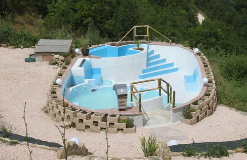Monterosso Apartment | Hiking and enjoy nature in Le Marche, Italy at Cottage ‘La Terra’
