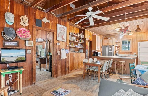 Pawleys Island House | Hildave Cottage 3 Bdrm Vacation Home