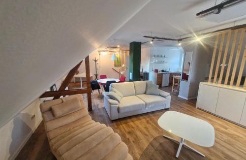 Fischamend Apartment | Hill Apartment Fischamend