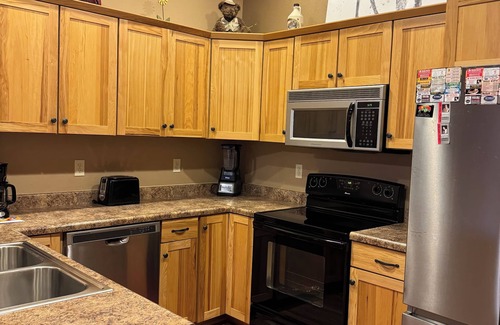 Hill City House | Hill City! Centrally located to Black Hills attractions.