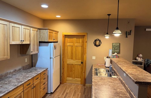 Hill City House | Hill City! Centrally located to Black Hills attractions.