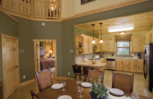 Gruene Resort | Hill Country Rustic Luxury Condo w/Resort Heated Pool & Near Gruene Hall