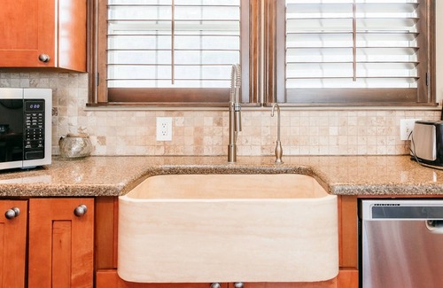 Blanco House | Hill Country Views Fire Pit Hiking Trails 40 acres