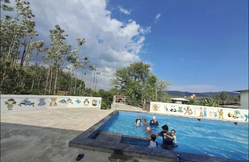 Chikkamagaluru House | Hill Shadow - With mountain view and pool