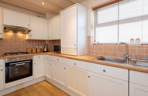 Langley Park Cottage | Hill Top Stables, a short drive from Durham City with beautiful views
