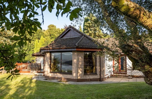Fort William House | Hillcrest in the town of Fort William