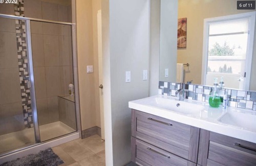 Hillsboro House | Hillsboro 4BR close to Nike, Intel 1