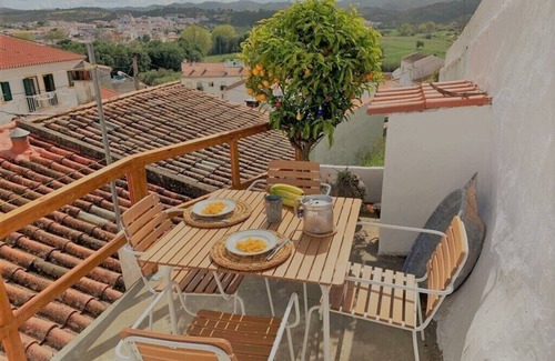 Aljezur House | Hillside 2 in the historical center of Aljezur